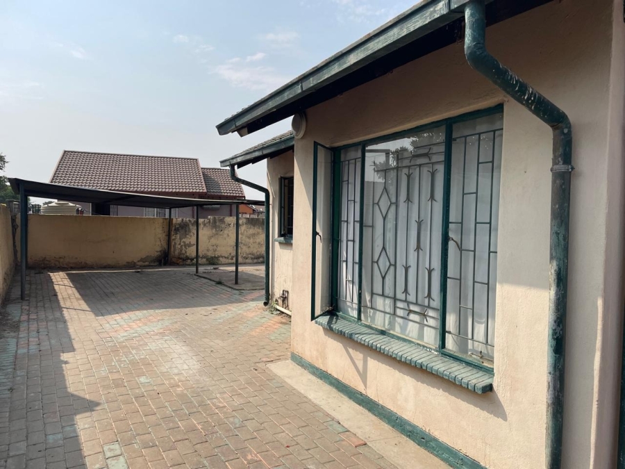 2 Bedroom Property for Sale in Boitekong North West
